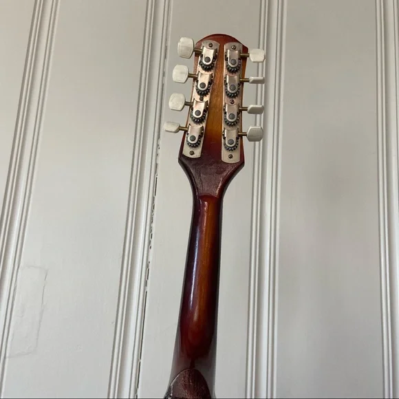 Vintage Russian Mandolin - Picture 10 of 12